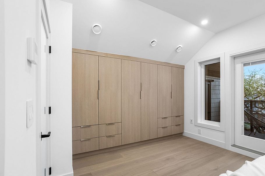 1 3275 Graveley Street Vancouver, BC - 27