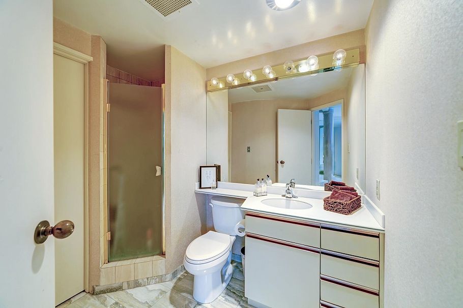 1902 738 Broughton Street Vancouver, BC - 12