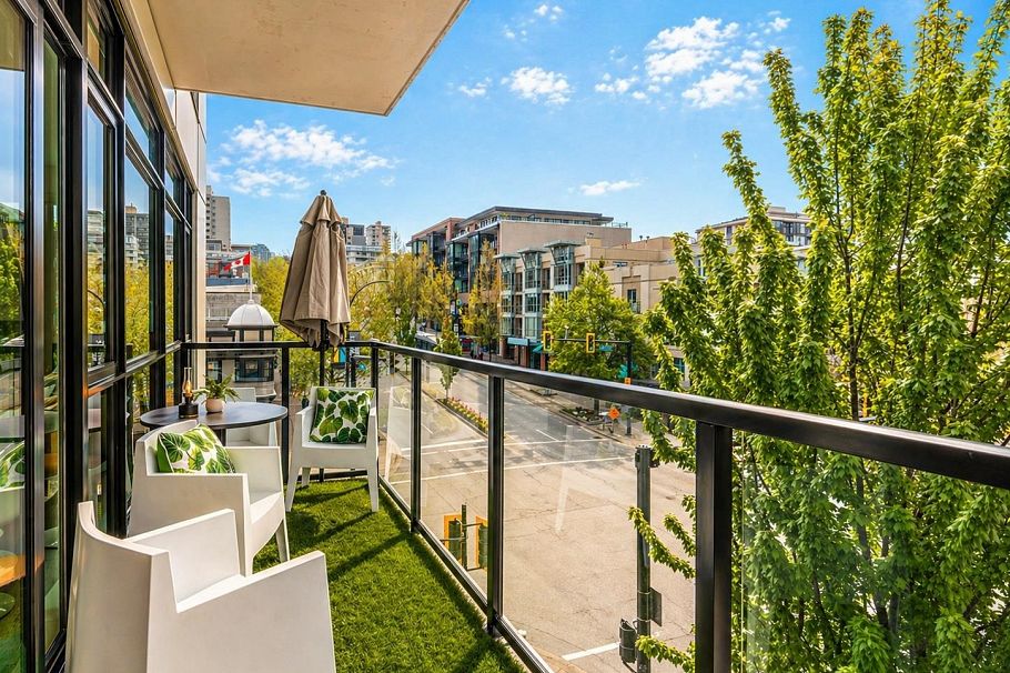 310 105 W 2nd Street North Vancouver, BC - 9