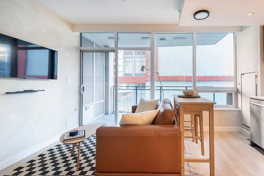 303 111 E 1st Avenue Vancouver, BC - 7