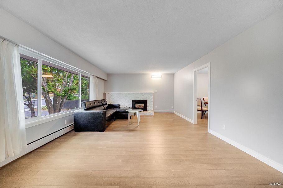 4366 Gilpin Crescent Burnaby, BC - 5