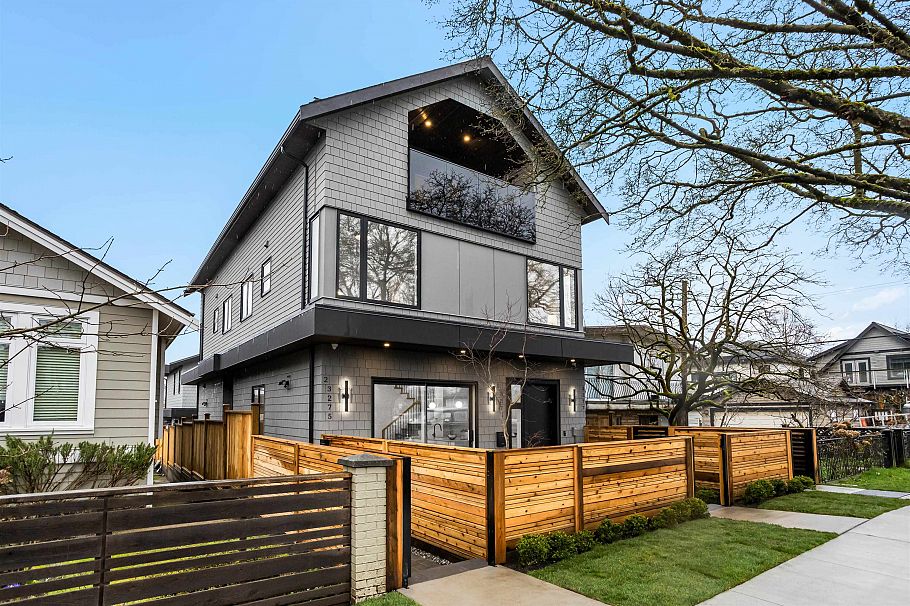 1 3275 Graveley Street Vancouver, BC - 3