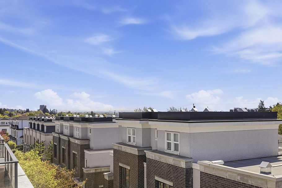 276 W 62nd Avenue Vancouver, BC - 17