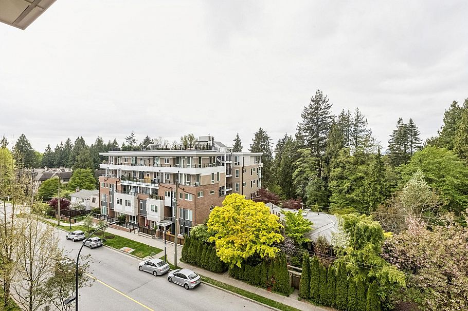 404 159 W 22nd Street North Vancouver, BC - 15