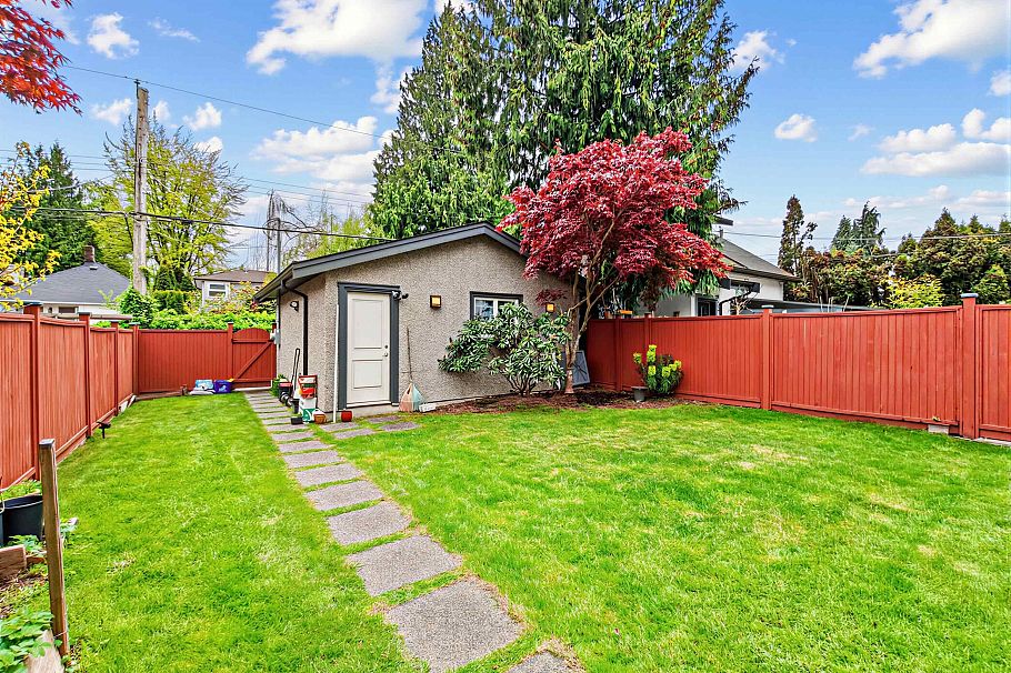 1 2922 W 41st Avenue Vancouver, BC - 36