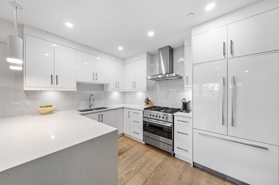 1758 E 14th Avenue Vancouver, BC - 7