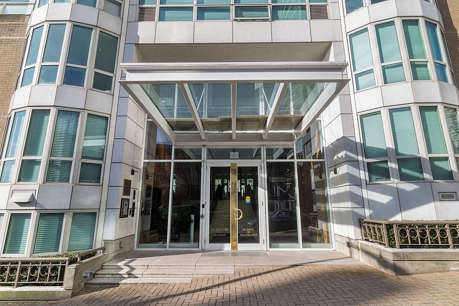 303 1501 Howe Street Vancouver, BC - 29