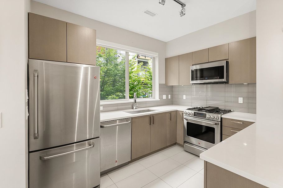 19 10133 River Drive Richmond, BC - 11