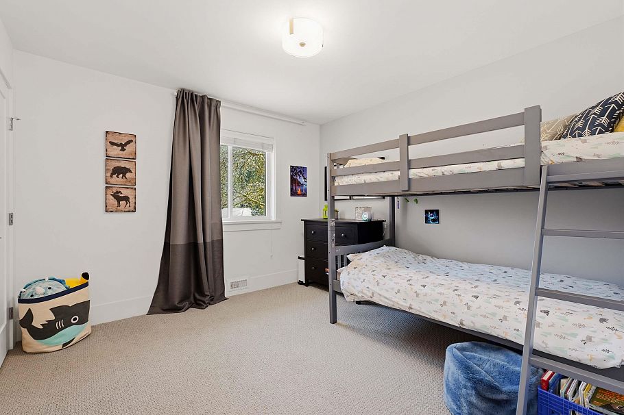 2708 Byron Road North Vancouver, BC - 27