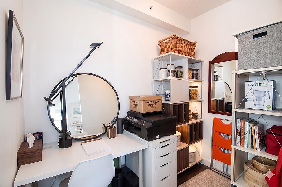 402 480 Robson Street Vancouver, BC - 18