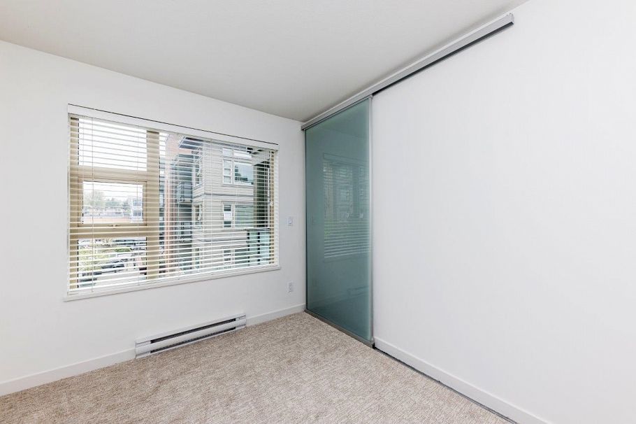 302 1677 Lloyd Avenue North Vancouver, BC - 23