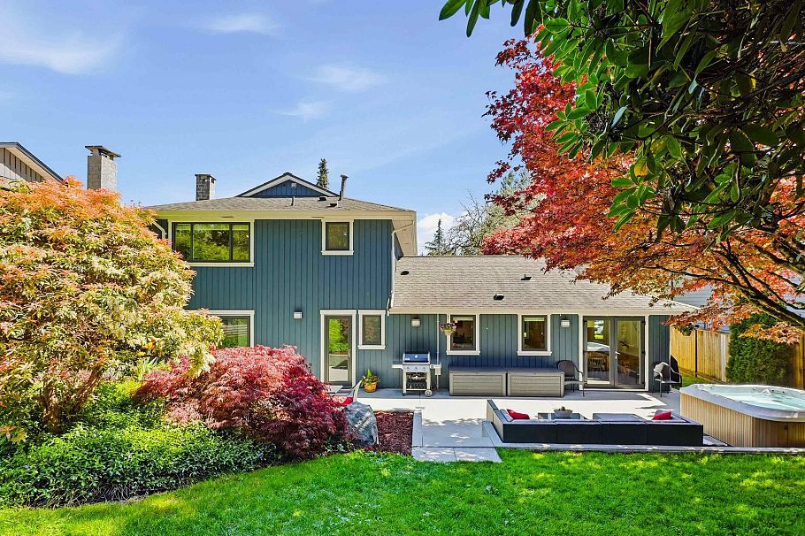 2708 Byron Road North Vancouver, BC - 32