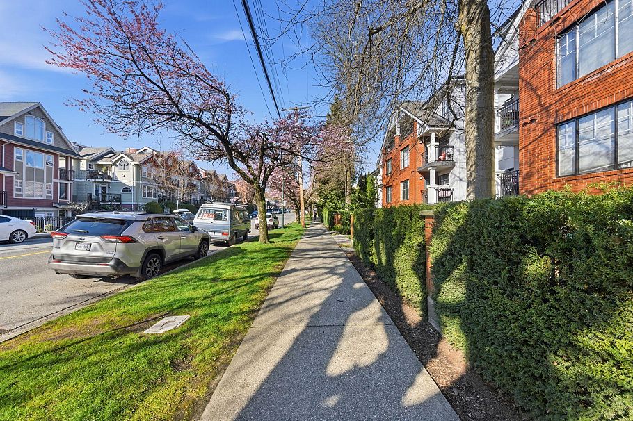 107 929 W 16th Avenue Vancouver, BC - 27