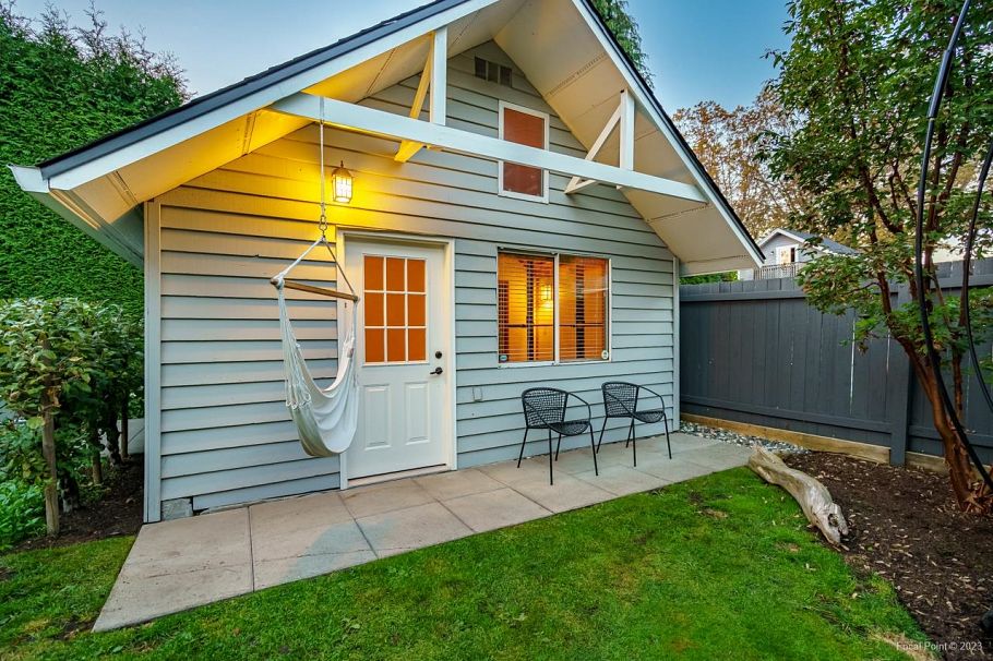 855 E 22nd Avenue Vancouver, BC - 23