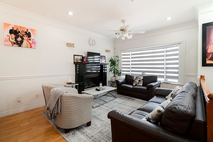 592 E 50th Avenue Vancouver, BC - 38