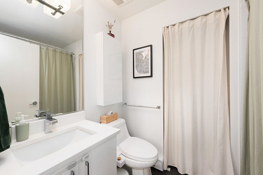 350 E 7th Avenue Vancouver, BC - 19