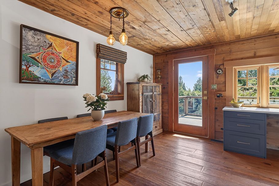 1371 Borthwick Road North Vancouver, BC - 8