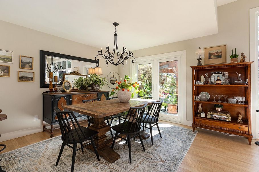 3665 Rutherford Crescent North Vancouver, BC - 9