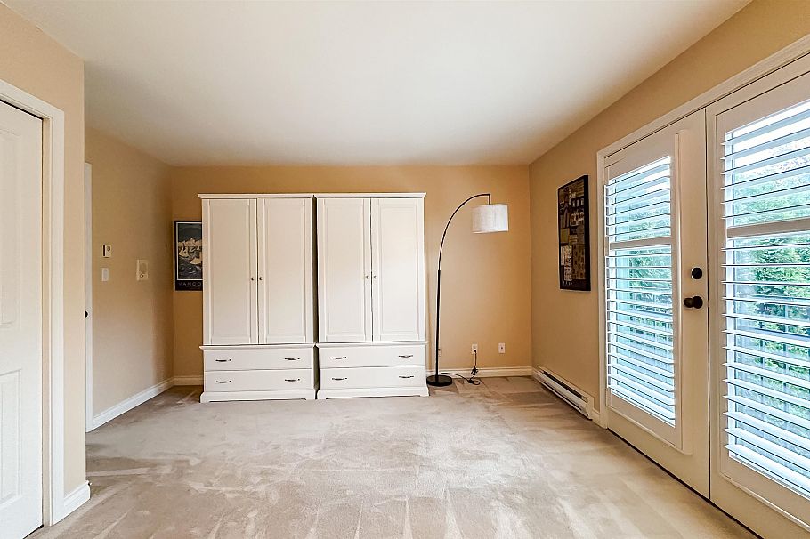 1737 W 16th Avenue Vancouver, BC - 30