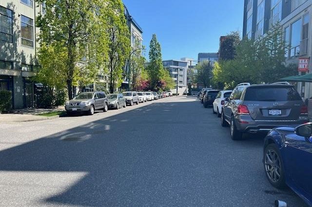 202 228 E 4th Avenue Vancouver, BC - 6