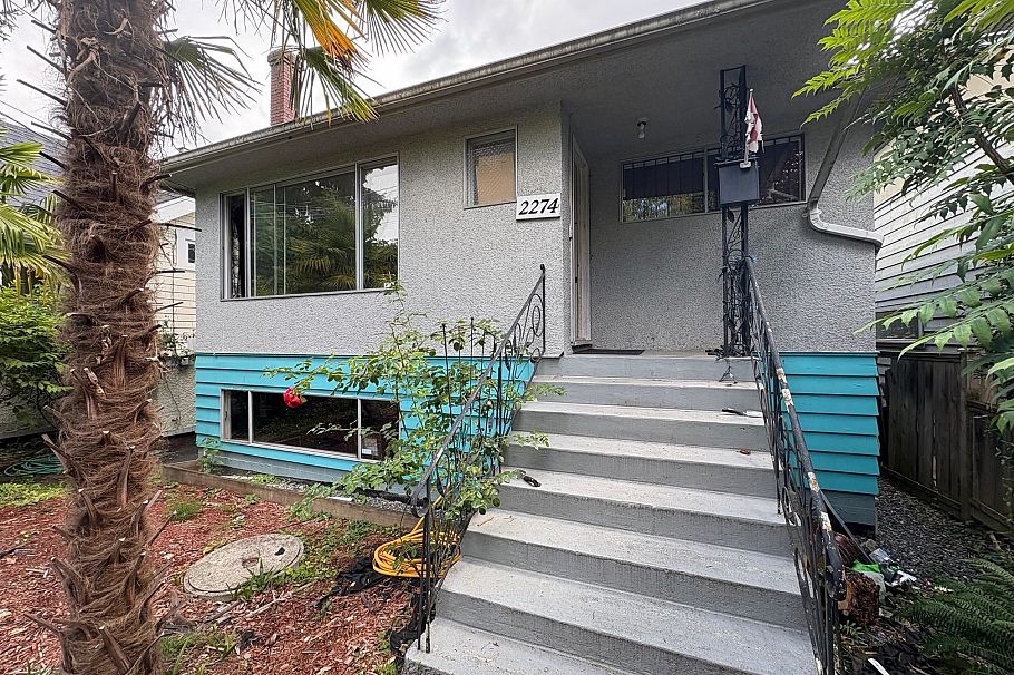 2274 Mclean Drive Vancouver, BC - 3