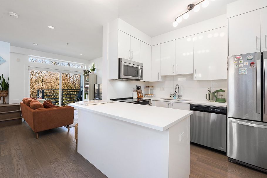 350 E 7th Avenue Vancouver, BC - 5