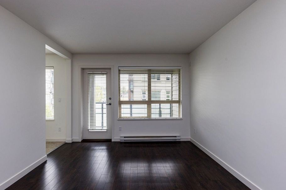 302 1677 Lloyd Avenue North Vancouver, BC - 11