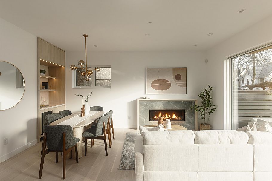 1 2755 W 11th Avenue Vancouver, BC - 2