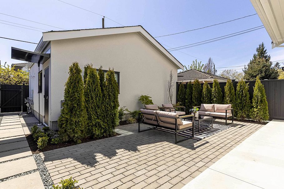 2 2848 W 19th Avenue Vancouver, BC - 17