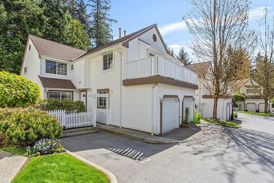 10 3939 Indian River Drive North Vancouver, BC - 1