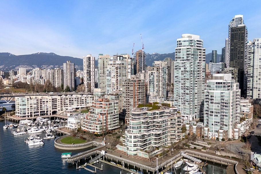 303 1501 Howe Street Vancouver, BC - 36