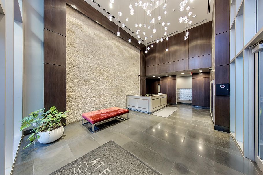 2305 833 Homer Street Vancouver, BC - 2