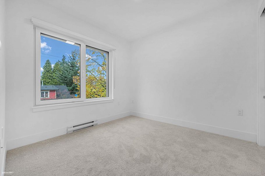 108 2085 E 1 Avenue Vancouver, BC - 22
