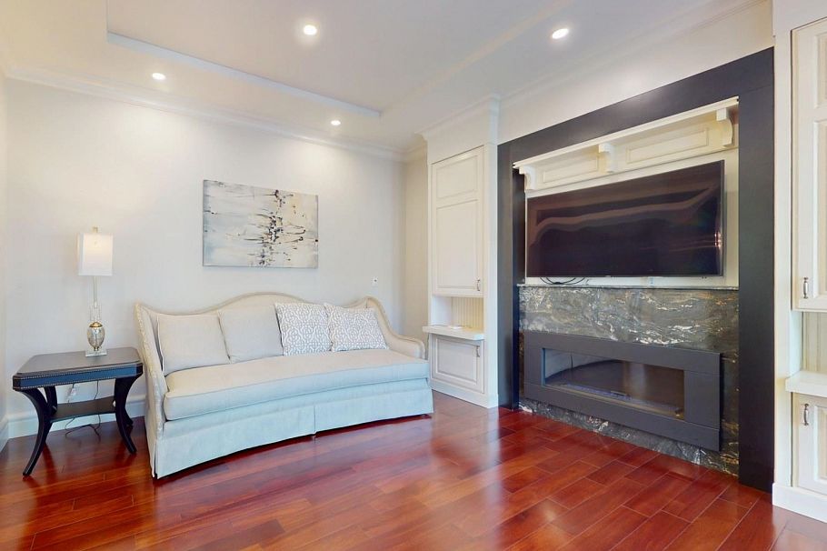 3749 W 11th Avenue Vancouver, BC - 12