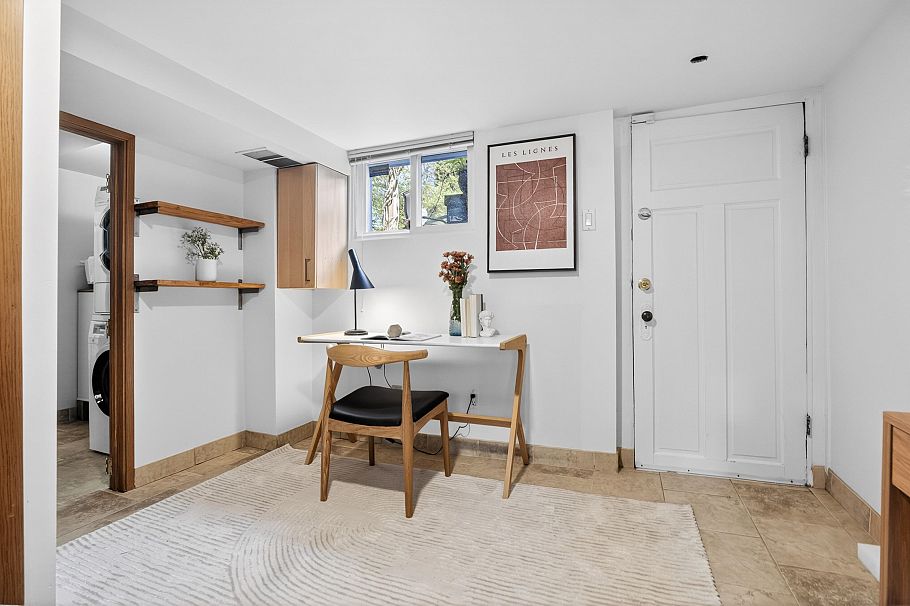 1009 E 14th Avenue Vancouver, BC - 31