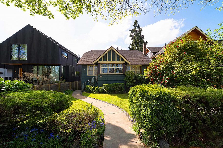 840 W 22nd Avenue Vancouver, BC - 1