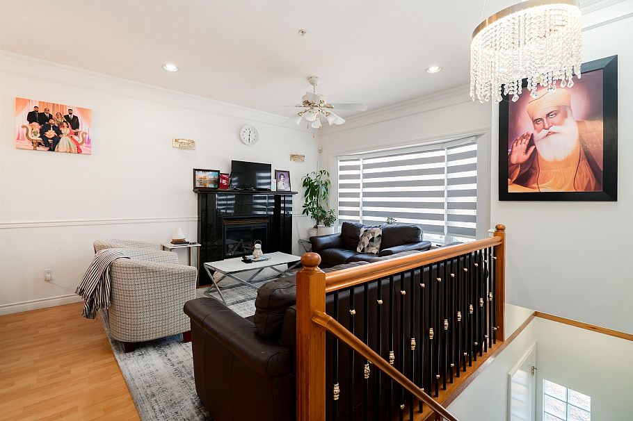 592 E 50th Avenue Vancouver, BC - 37