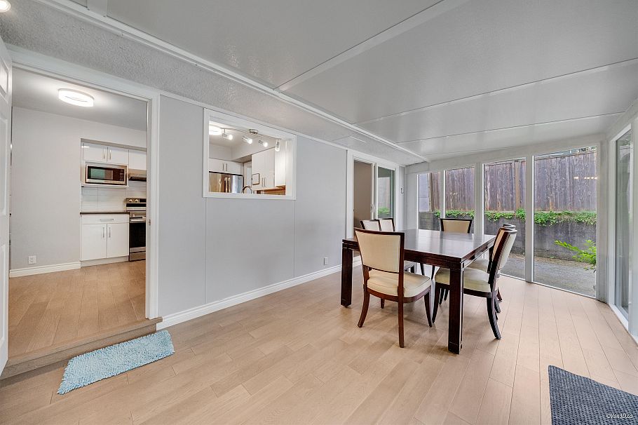 4366 Gilpin Crescent Burnaby, BC - 7