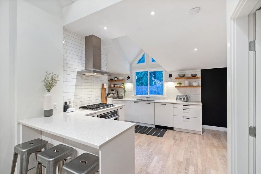 855 E 22nd Avenue Vancouver, BC - 12