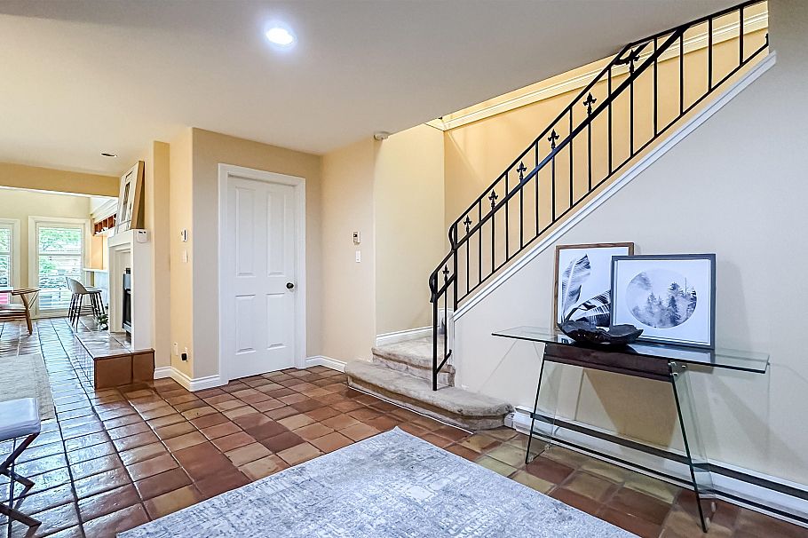 1737 W 16th Avenue Vancouver, BC - 3