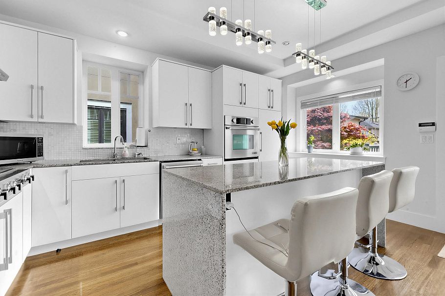 1 2922 W 41st Avenue Vancouver, BC - 20