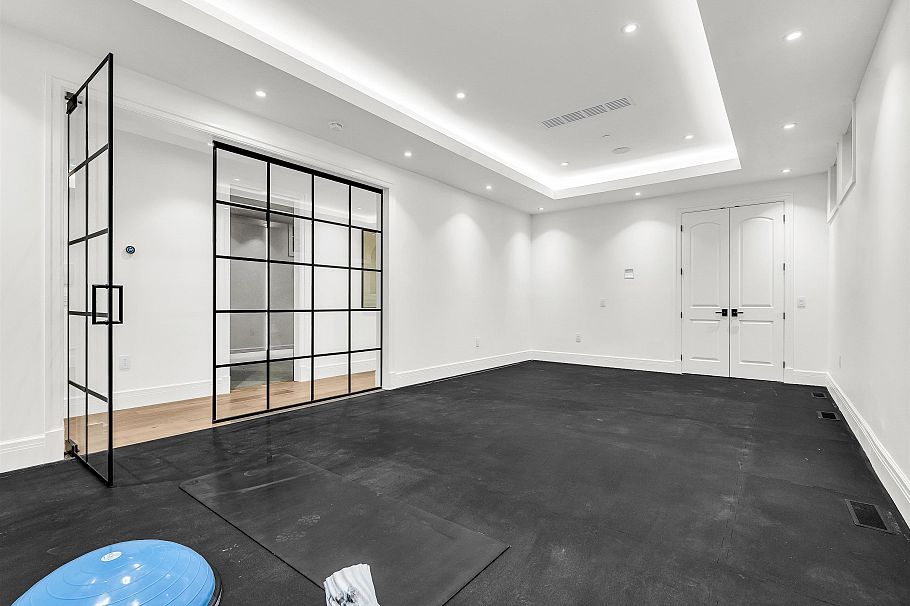 2050 SW Marine Drive Vancouver, BC - 32