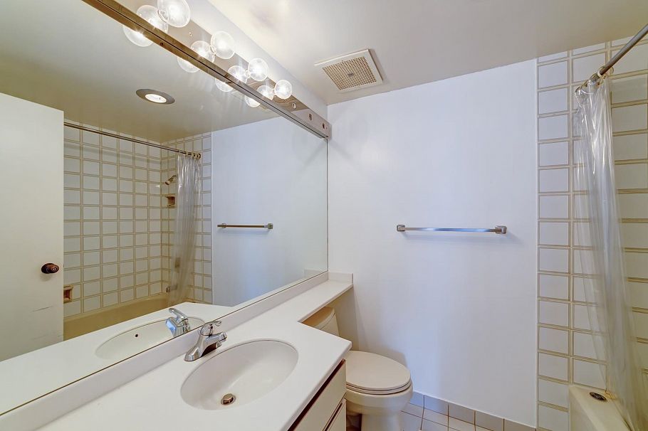 1902 738 Broughton Street Vancouver, BC - 17