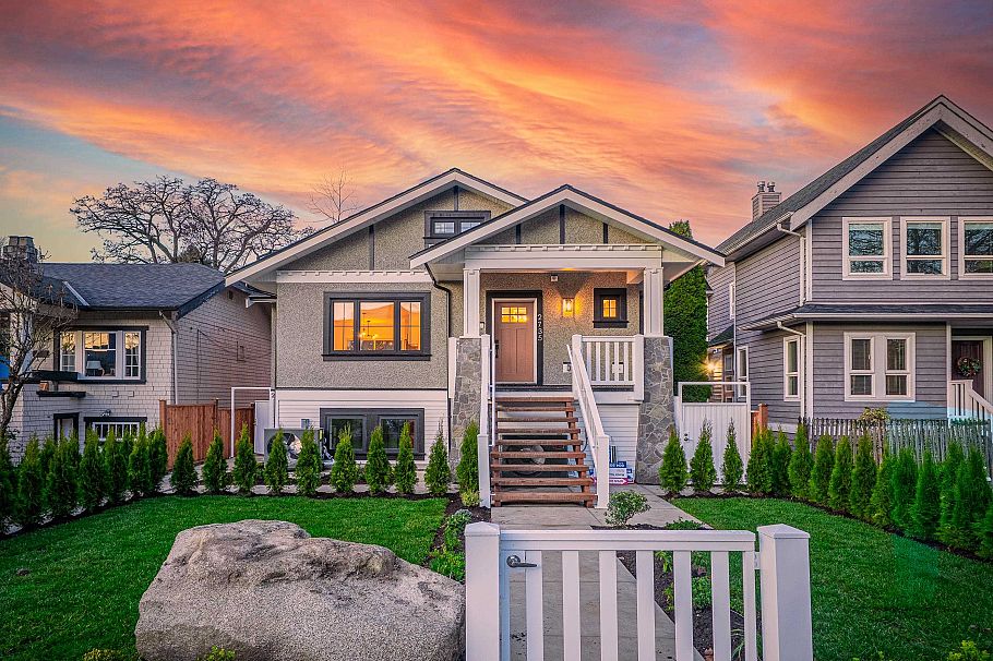 2735 W 8th Avenue Vancouver, BC - 28