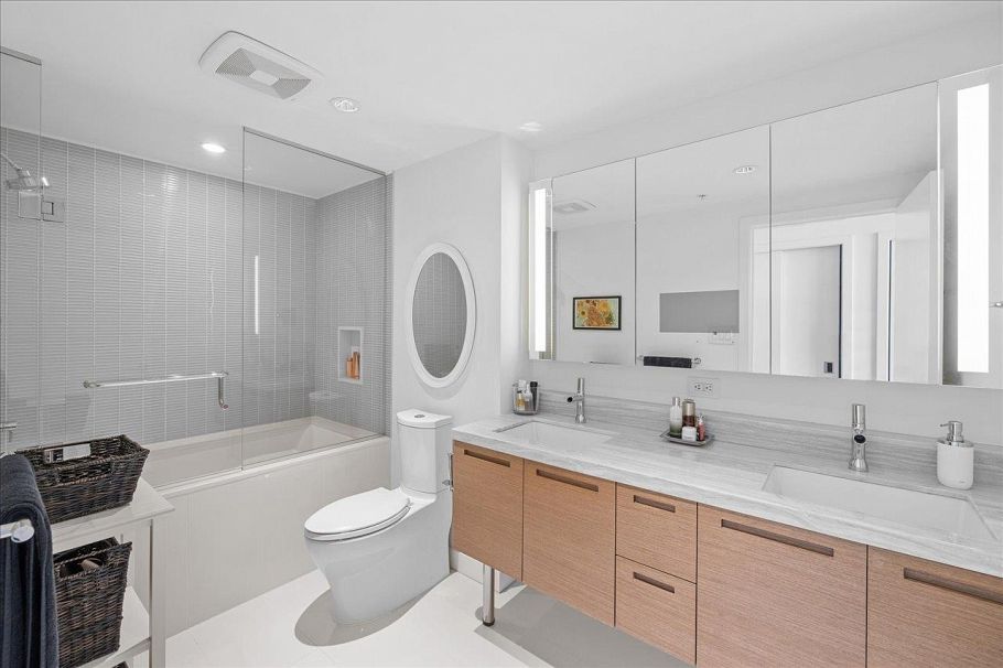 3211 777 Richards Street Vancouver, BC - 18