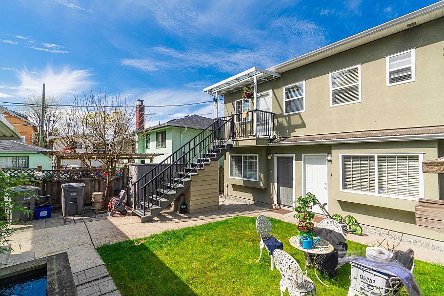 952 E 31st Avenue Vancouver, BC - 4