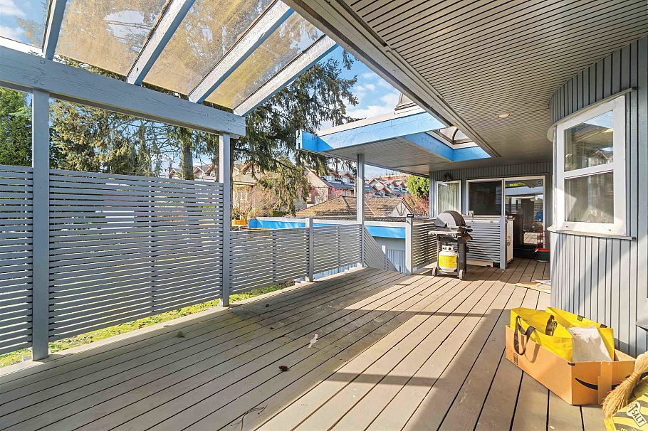 5989 Fremlin Street Vancouver, BC - 13