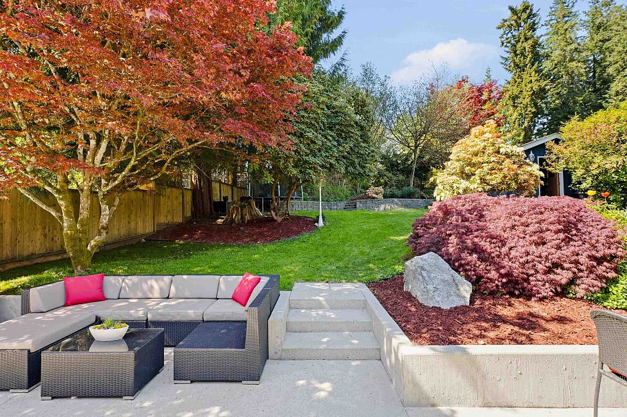 2708 Byron Road North Vancouver, BC - 30