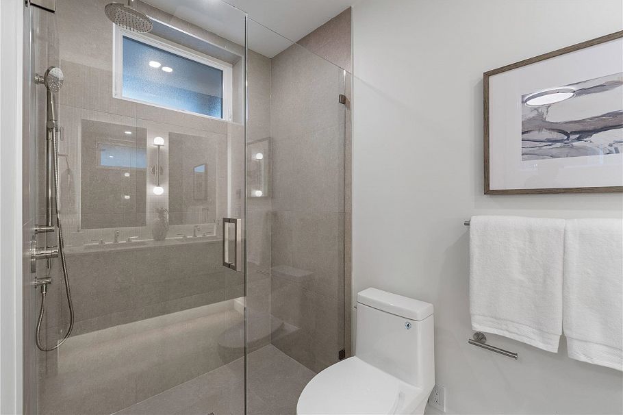 1 4963 Chester Street Vancouver, BC - 20