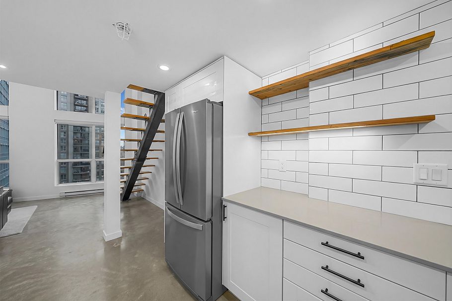 1012 933 Seymour Street Vancouver, BC - 11